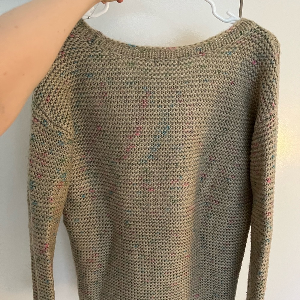 Tan and Pink Crew Neck Sweater with Star Design - Picture 4 of 6